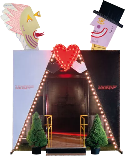 One of André Heller’s contributions to the 1987 Luna Luna park was the cardboard cutout Wedding Chapel